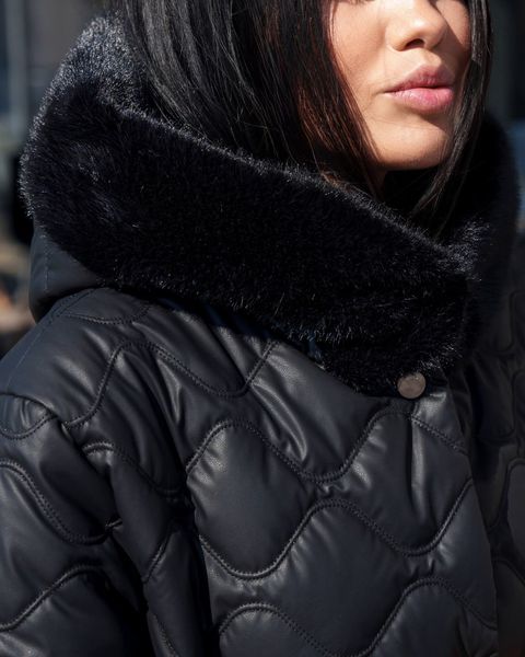 Удлиненное зимнее женское пальто черный jf-вентар фото
