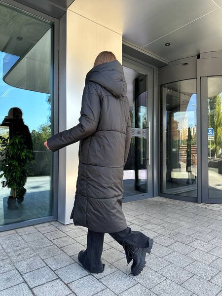 Зимове жіноче пальто з капюшоном із плащової тканини чорне MiD-127 фото