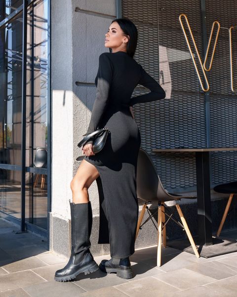 Длинное трикотажное платье с фигурным низом черный jf-аріель фото